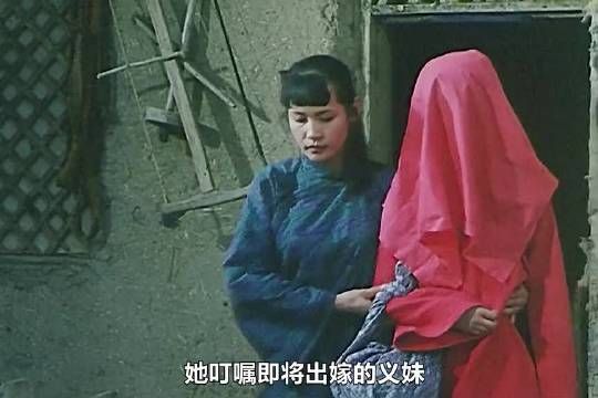 女人新婚夜未落红，丈夫便把她当成牲畜折磨