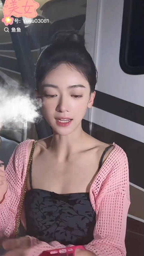 吴谨言好美我真的要说一万次，这个骨相这个状态怼脸真的绝了！