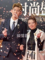 黄雅琼和郑思维夫妻甜蜜互动，听老婆的话果然没错，太有趣了娱情现场